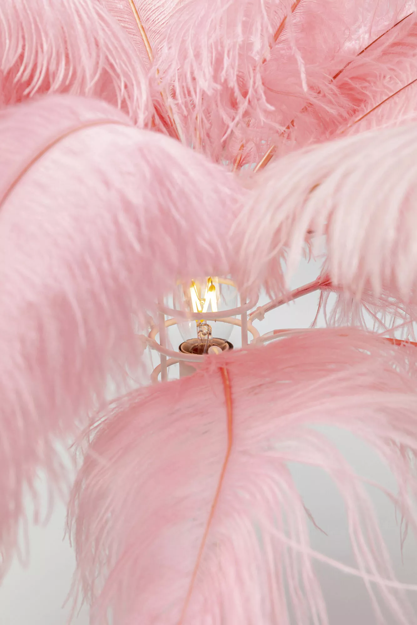 Kare Design Feather Palm Pöytävalaisin Pinkki 60cm 5 Kare Design Feather Palm Pöytävalaisin Pinkki 60cm - Image 3
